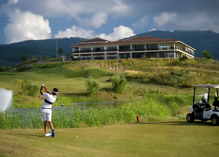 Ramada Resort Kusadasi & Golf